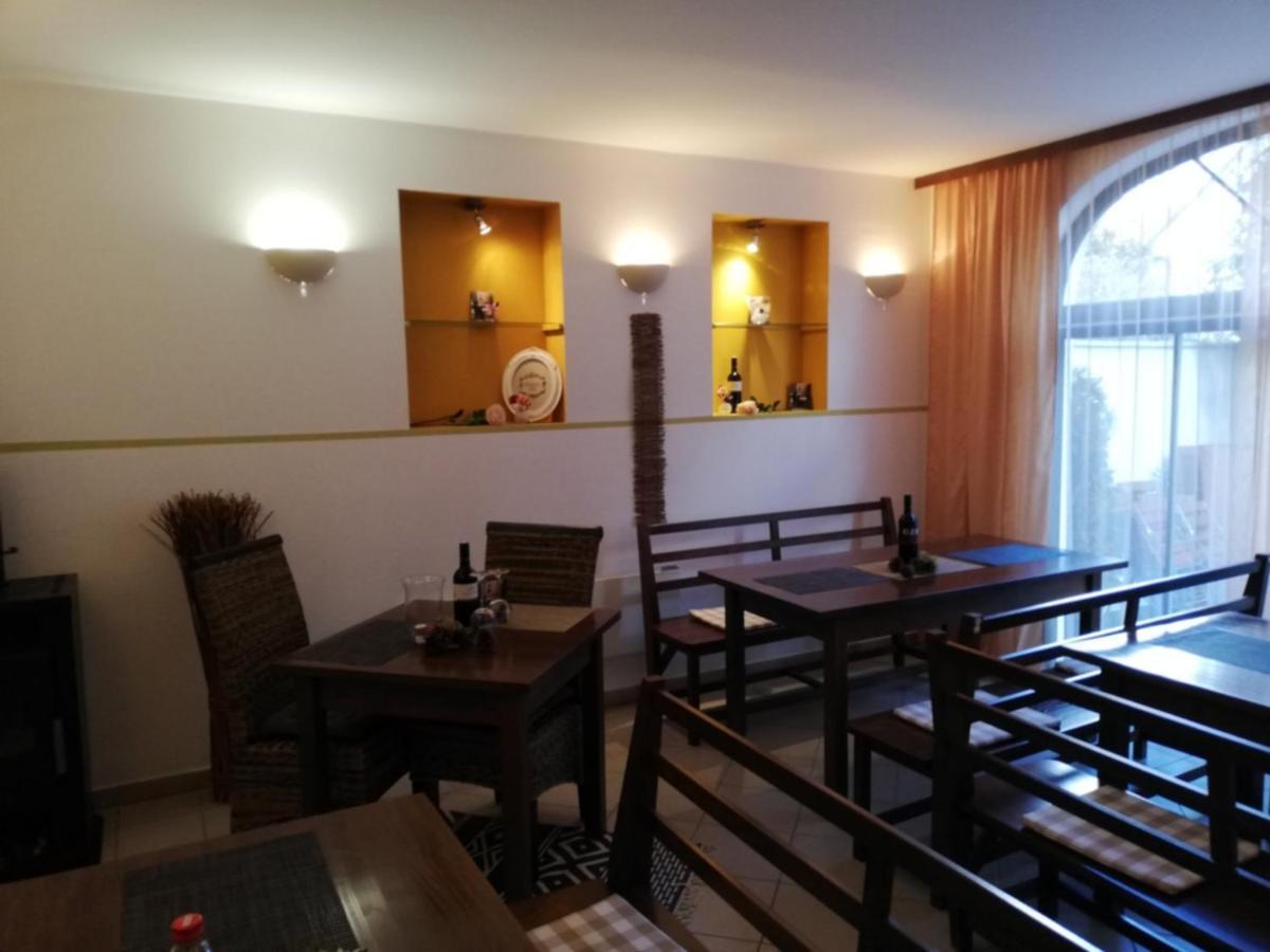 Landhaus Klambauer Ferienapartments Thermennaehe St Martins Therme 프라우키르첸 외부 사진